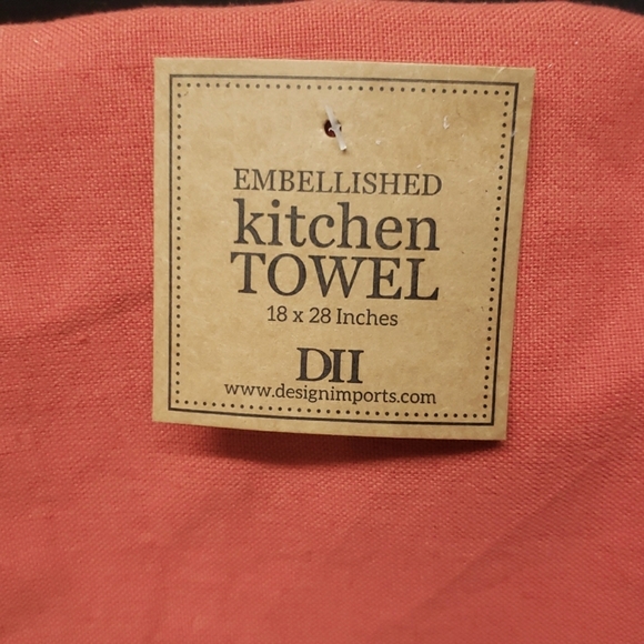 Design Imports NWT Kitchen Towel S/2 with Embroidered Garden Theme Design - Picture 2 of 8